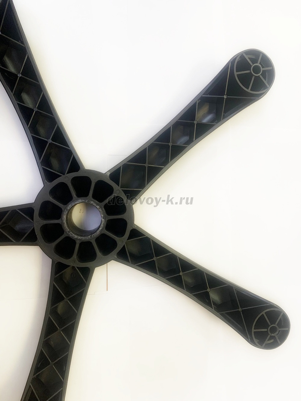 Крестовина усиленная геймерская матовая диаметр лучей 700 мм фото 2